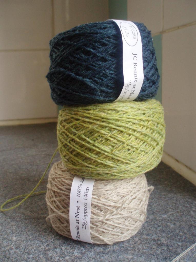 Pretty 100% Lambswool