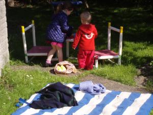 Knitting in the Sunshine with a Teaparty