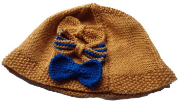 Uppingham Hat with knitted bows
